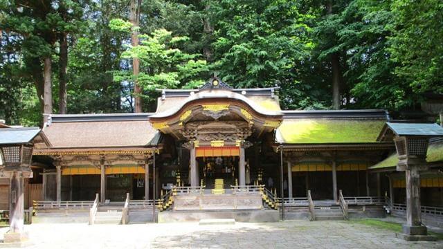 諏訪大社,上社,幣殿