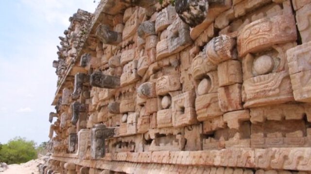 マヤ文明,遺跡の不思議