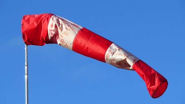 風を体で感じたときに現れるスピリチュアルサインとは